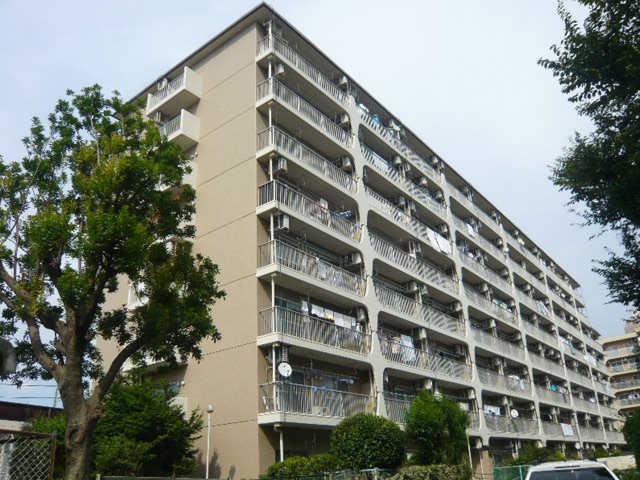 南林間ハイツ 外観