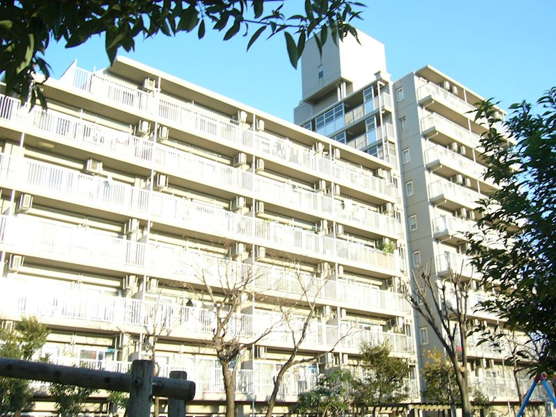 南林間ハイライズ 外観